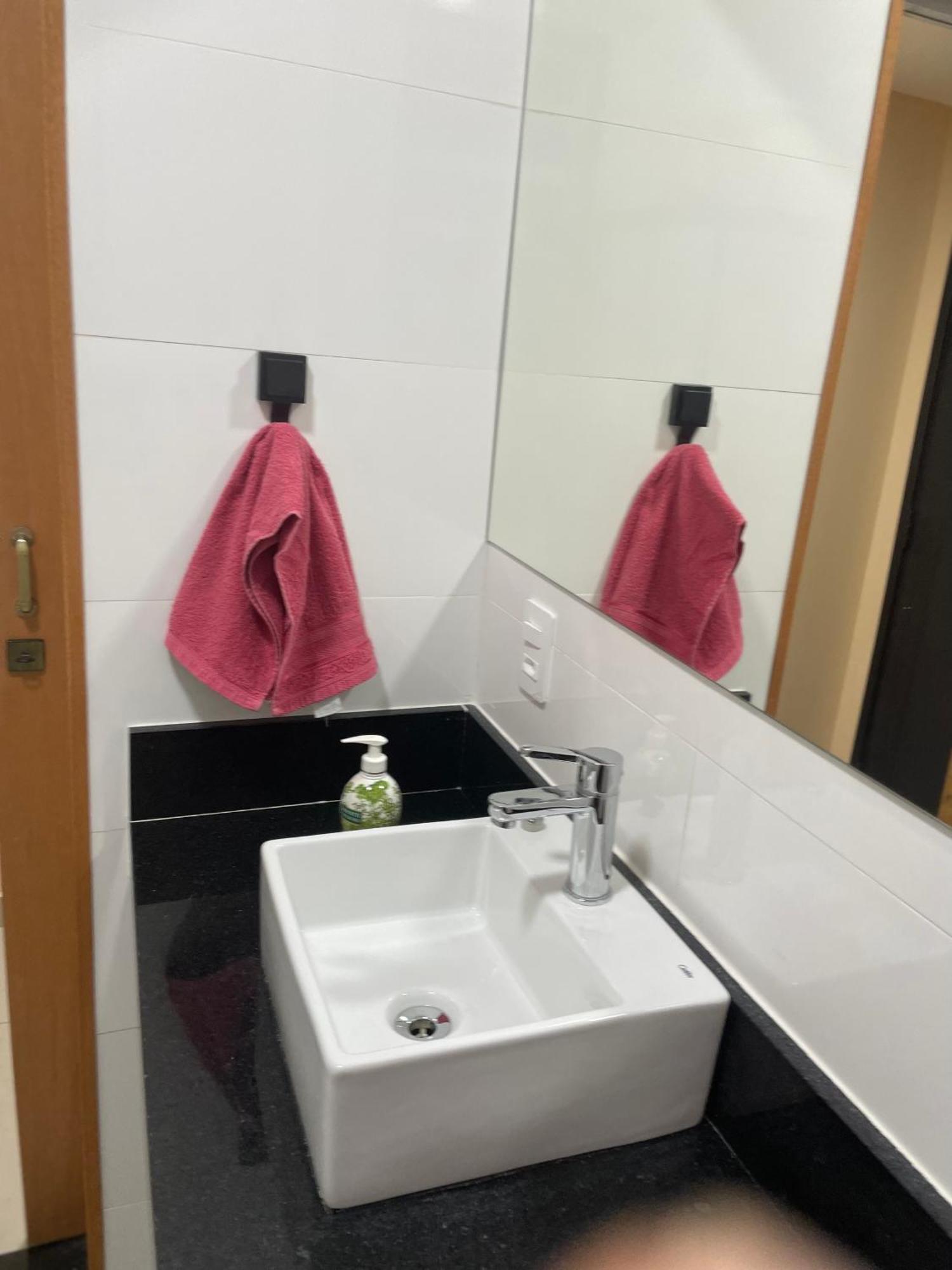 Apartamento Copacabana, Vista Para O Mar E Com Garagem Рио-де-Жанейро Экстерьер фото